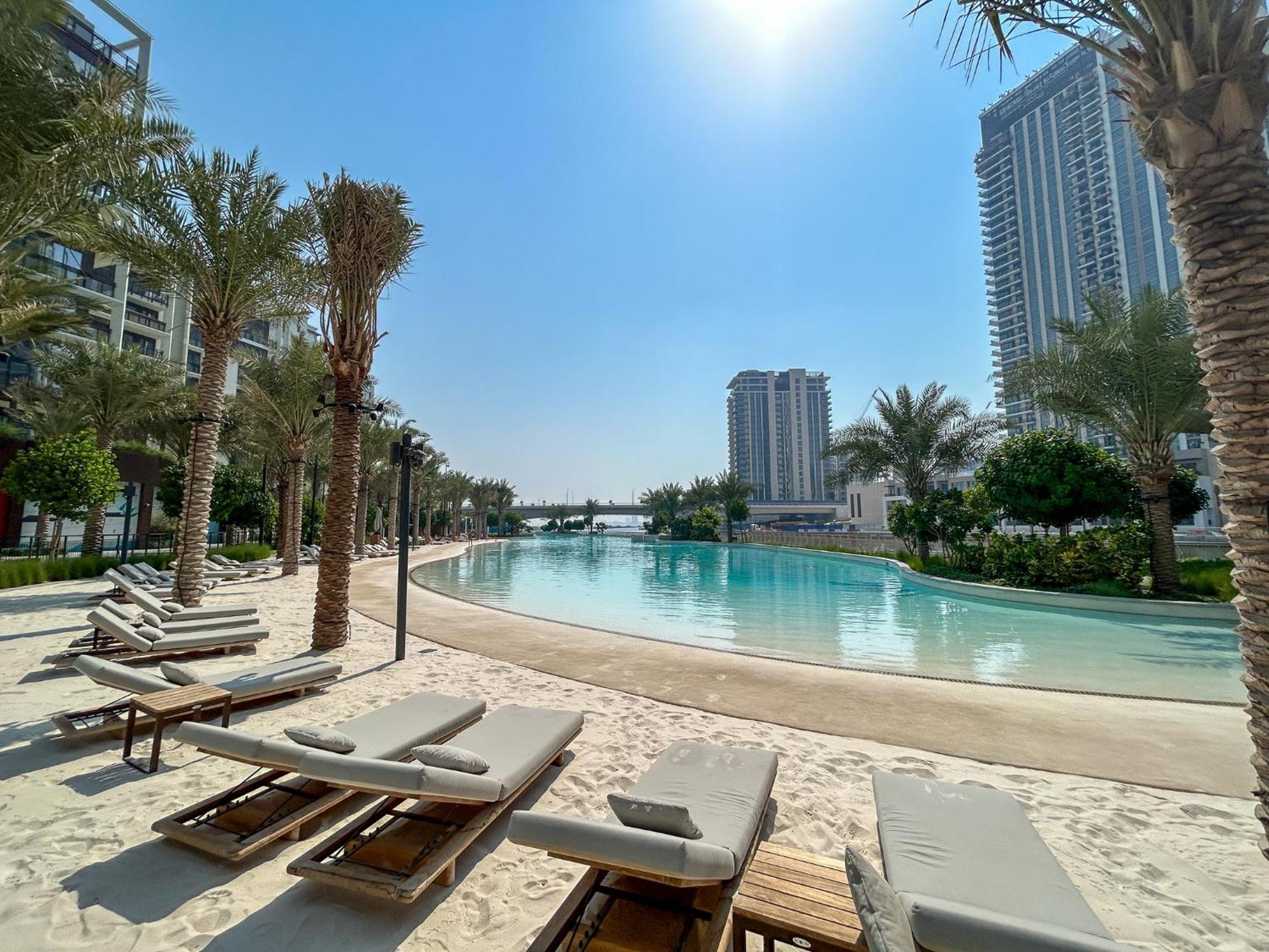 Elegant 1 Bedroom In Creek Breeze 2