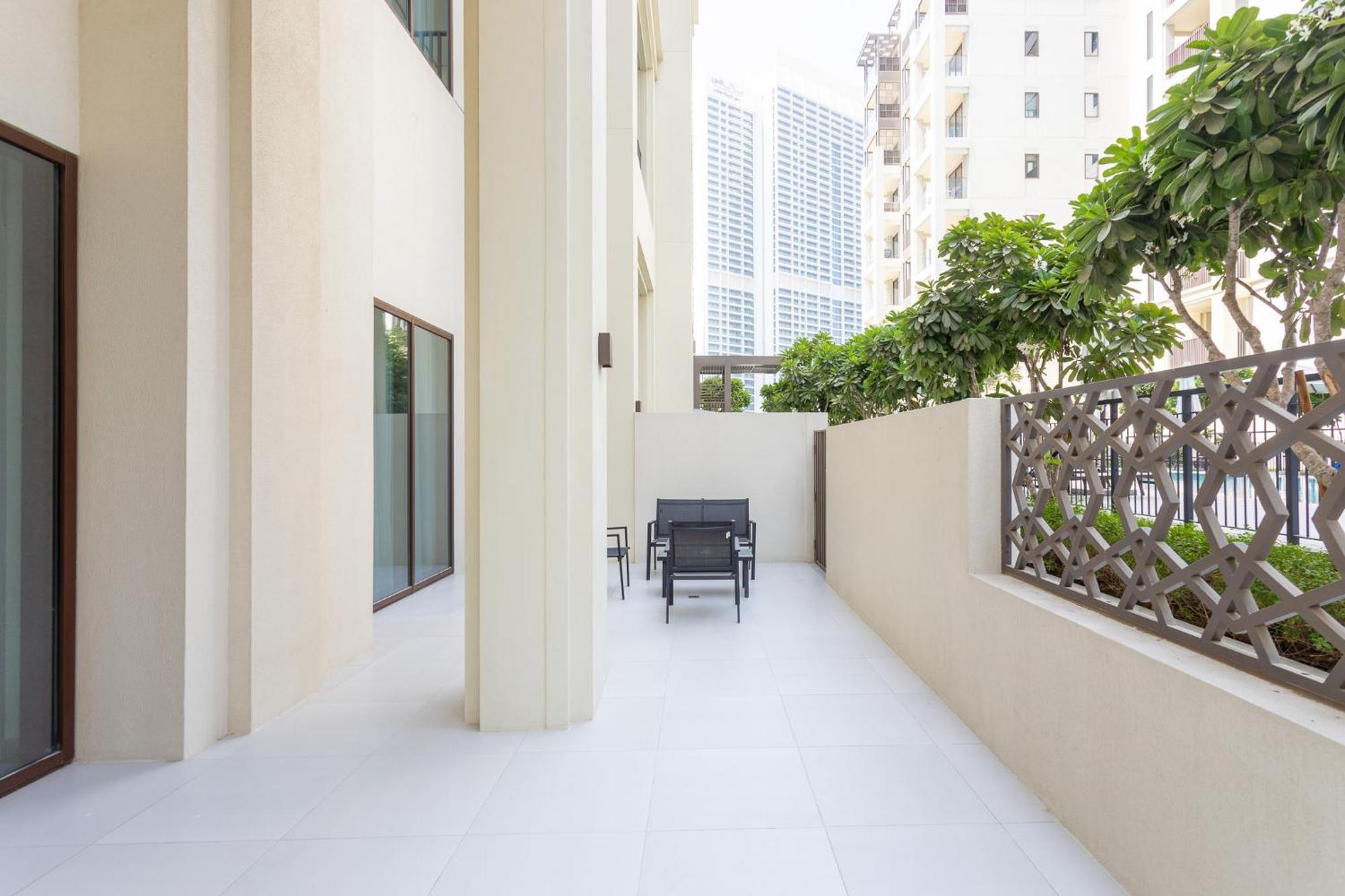 Elegant 1 Bedroom In Creek Breeze 2 *