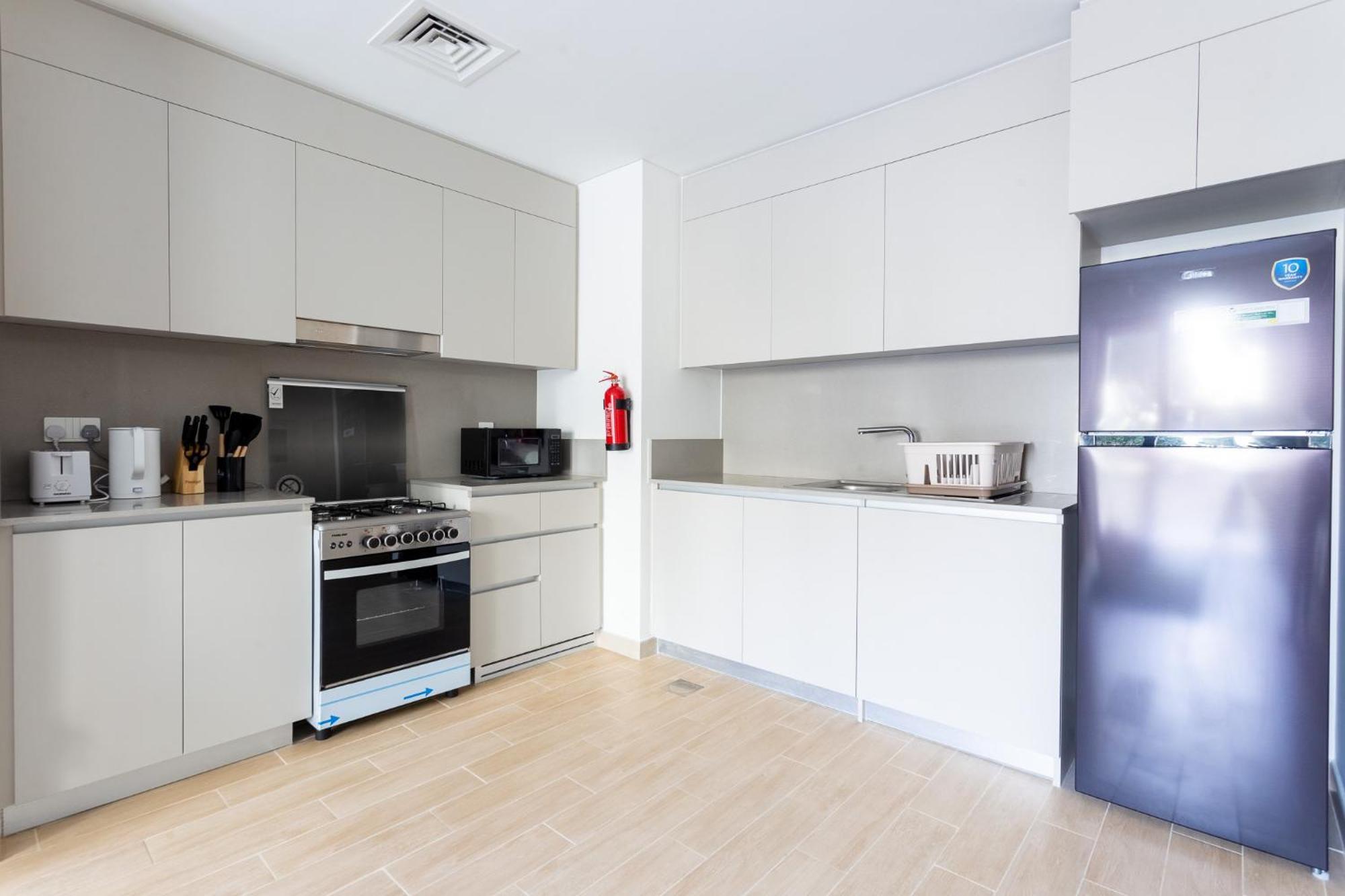 Apartment Elegant 1 Bedroom In Creek Breeze 2 Dubai