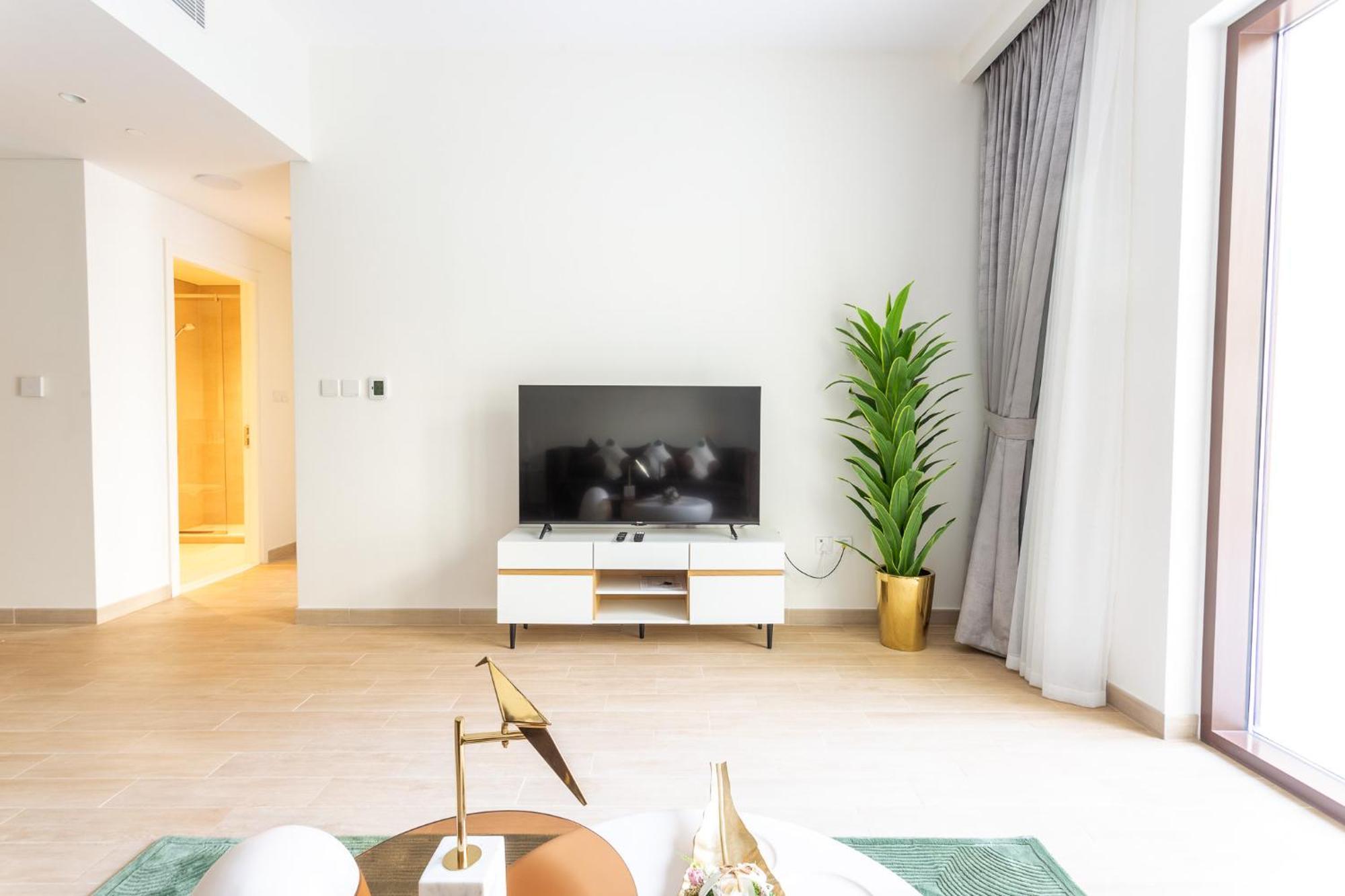 Elegant 1 Bedroom In Creek Breeze 2 Apartment Dubai